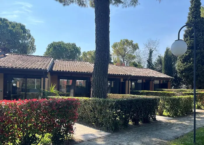 Le Corti Del Lago